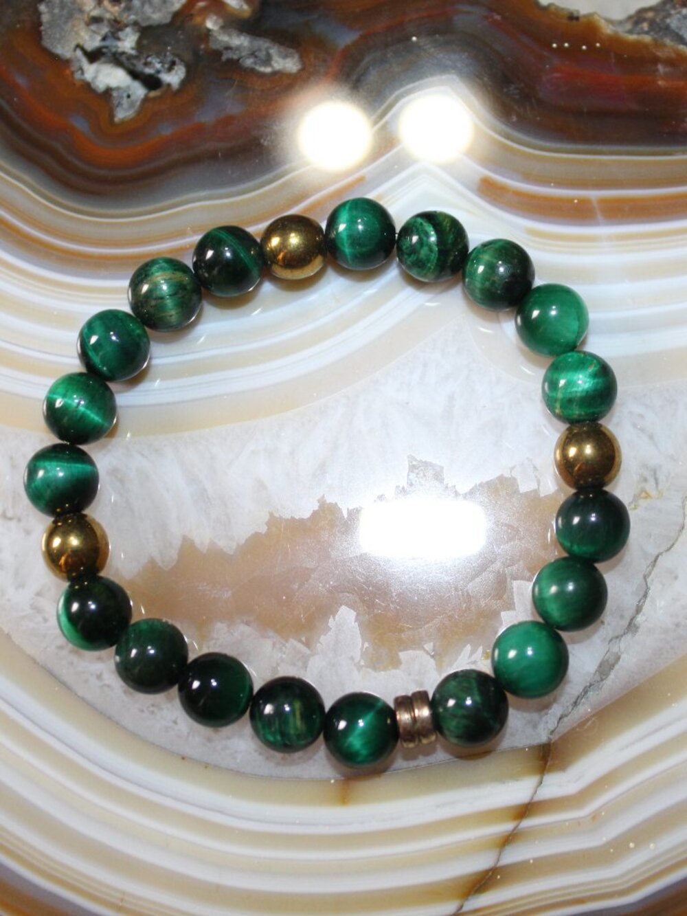 Green Cat's Eye & Gold Tone Beaded Stretch Bracelet